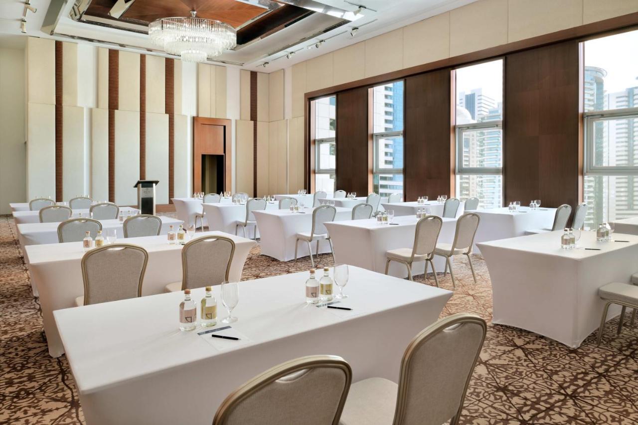 Delta Hotels By Marriott City Center Doha Exterior photo Meeting room