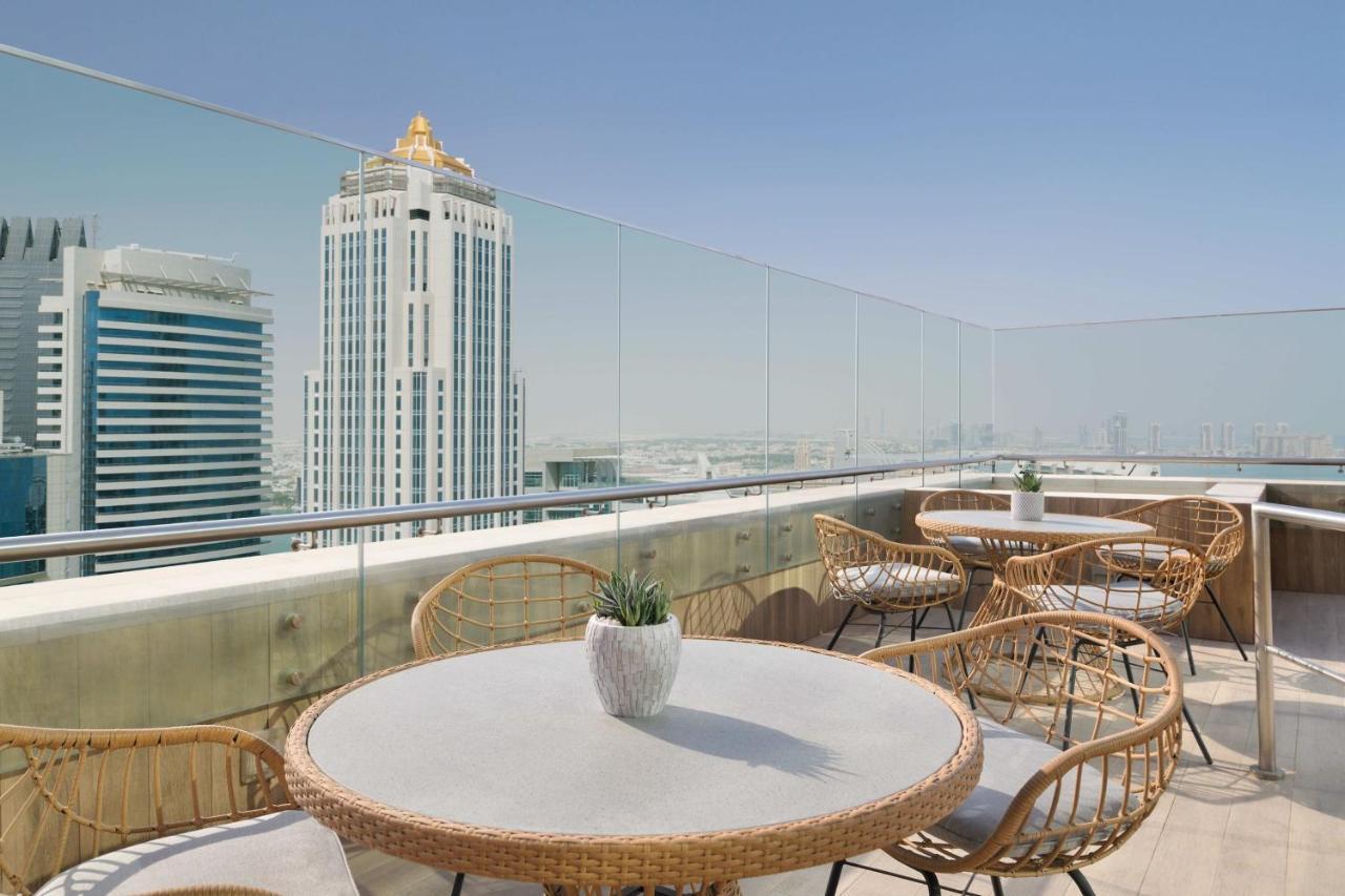 Delta Hotels By Marriott City Center Doha Exterior photo The View at The Palm