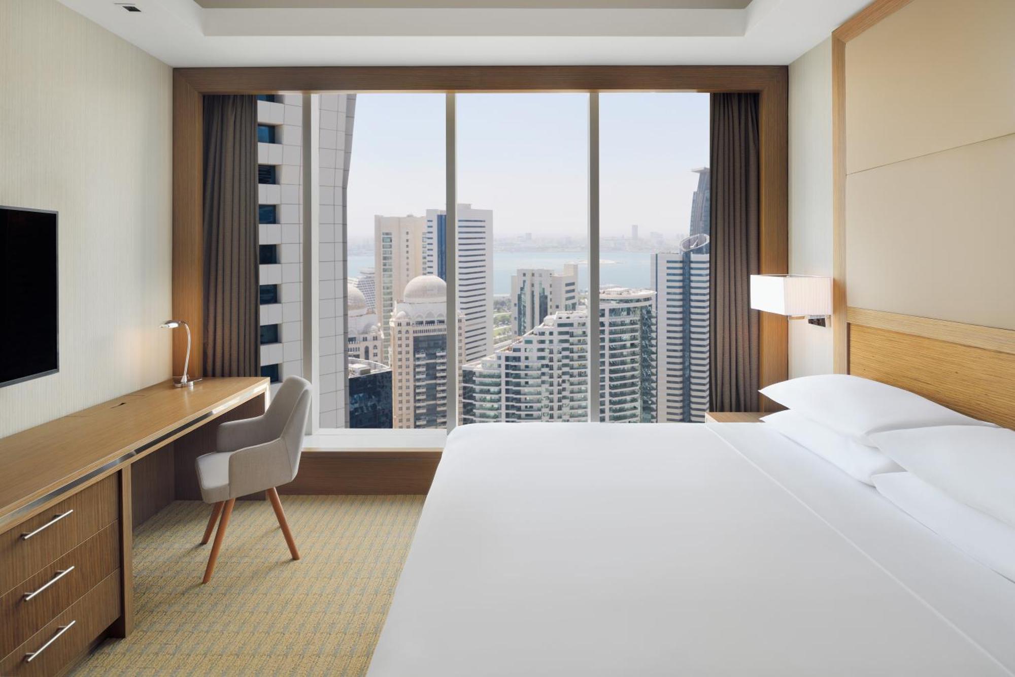 Delta Hotels By Marriott City Center Doha Exterior photo Deluxe Room